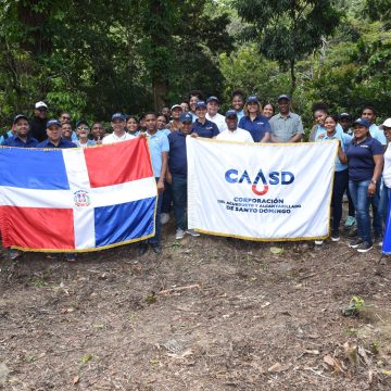 CAASD siembra 500 plántulas de cacao en ocasión del Día Mundial del Agua