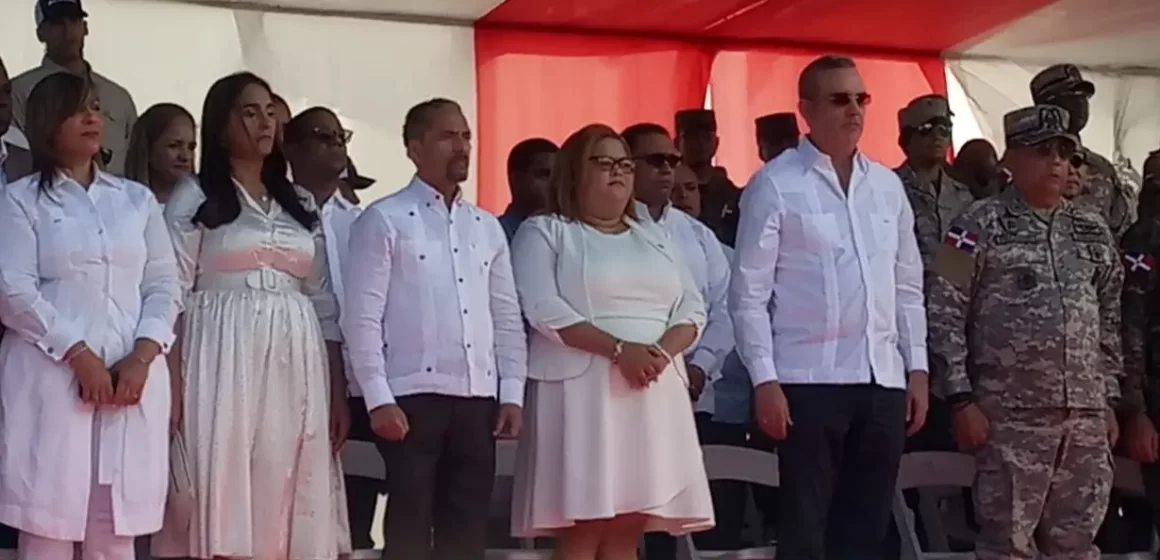 Presidente Abinader encabeza conmemoración del 178 aniversario de la Batalla de Azua