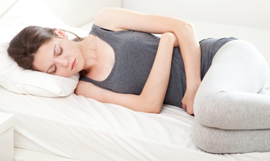 ¿Es normal el dolor menstrual?, ginecólogo explica