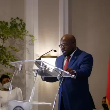 Embajador de Haití dice enfermedad cutánea no representa peligro para RD