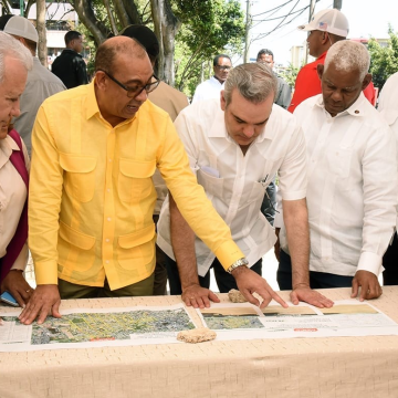 Presidente Abinader encabeza acto plan de asfaltado en Invivienda Santo Domingo que beneficia unas 25 mil residentes por un monto superior a los 160 millones de pesos.