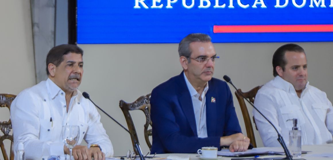 Presidente Luis Abinader presenta programa Siembra RD para continuar garantizando seguridad alimentaria de los dominicanos