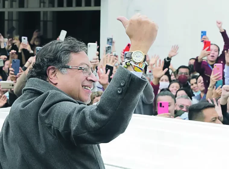 Gustavo Petro gana la presidencia de Colombia