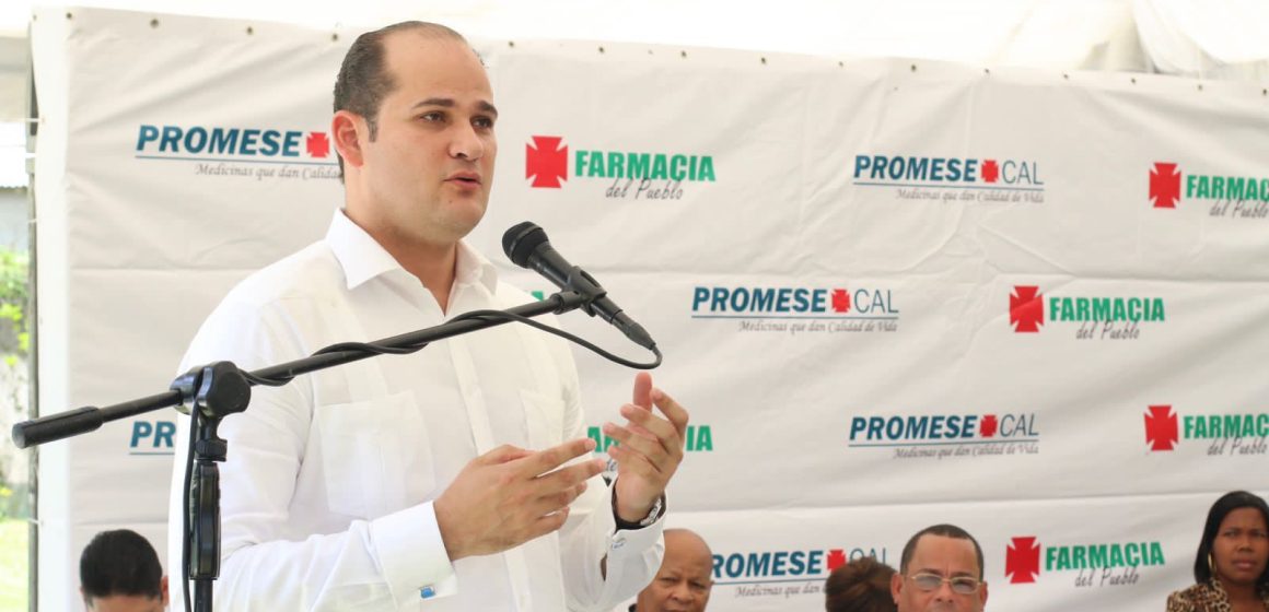 PROMESE/CAL inaugura tres Farmacias del Pueblo en el Gran Santo Domingo