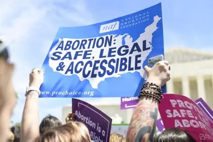 Corte Suprema de EEUU elimina derecho al aborto