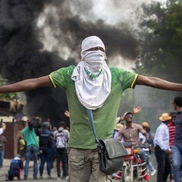 Al menos 89 muertos y cientos de heridos en una semana de enfrentamientos entre bandas en Haití