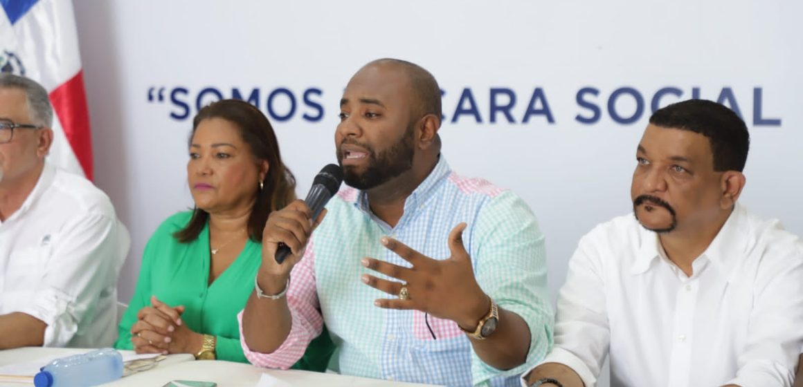 Gobierno lleva acciones sociales hasta Los Alcarrizos en Santo Domingo Oeste