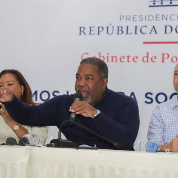 Instituciones del Gobierno llevan acciones sociales a Santo Domingo Norte