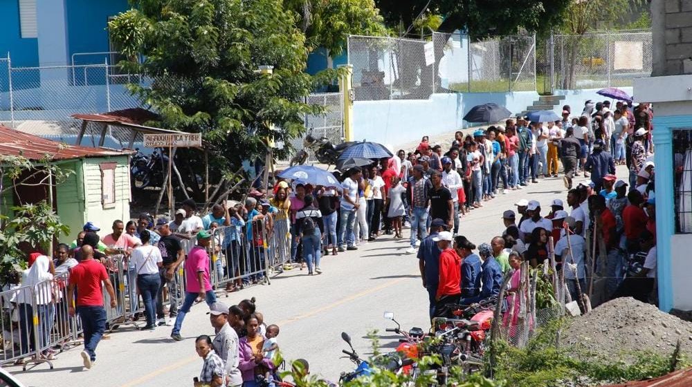 Población de Yaque, en Bohechio, concurre masivamente a Jornada «Primero Tú» este lunes