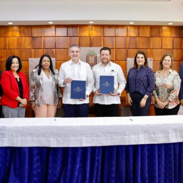 Propeep otorgará 30 becas para estudios municipales de grado y posgrado en Unicaribe