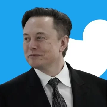 Musk da primeros pasos en Twitter con despidos y salida de la bolsa