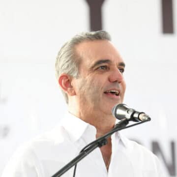 Presidente Abinader entrega obras en San Cristóbal por más de RD 697 millones