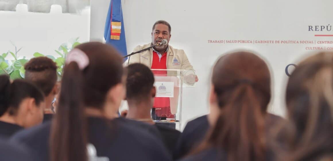 Programa “Oportunidad 14-24” beneficia a cientos de jóvenes de la provincia Espaillat