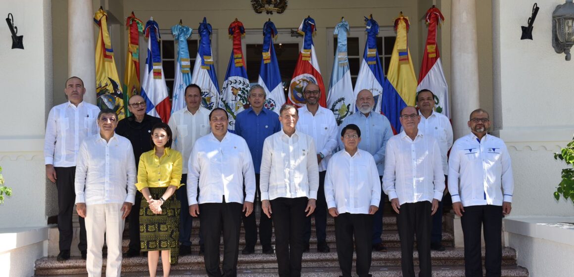 Reunión Extraordinaria del Consejo de Ministros de Relaciones Exteriores del Sistema de la Integración Centroamericana (SICA) con los Ministros de Relaciones Exteriores de la Comunidad Andina (CAN)