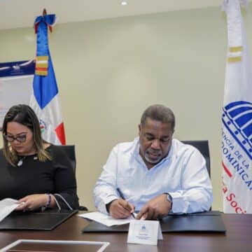 Gabinete de Política Social y el Instituto Tecnológico Superior Especializado de Panamá firman acuerdo de colaboración