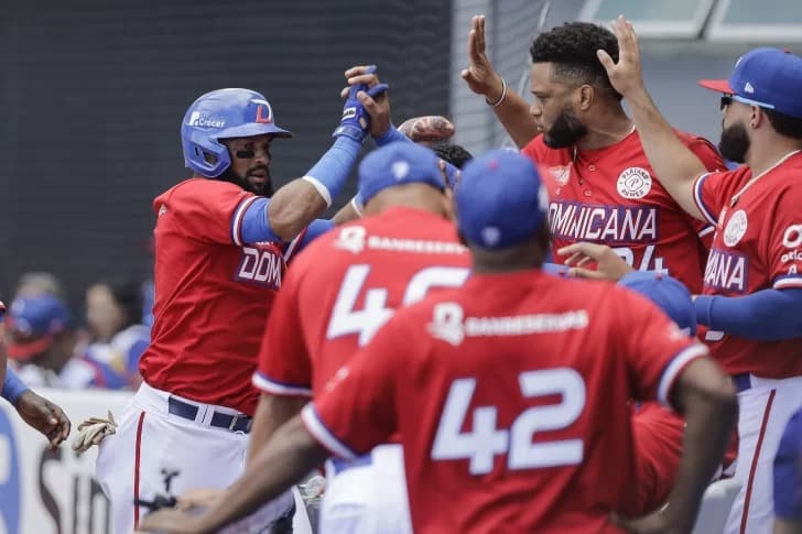 Dominicana entra a semifinales en la Serie del Caribe al vencer 6×2 a Curazao