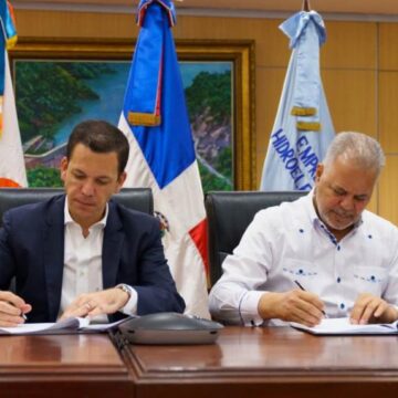 Intrant y Egehid firman acuerdo de colaboración en favor de conductores