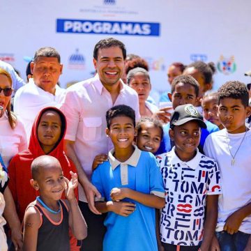 Roberto Ángel afirma Gobierno de Abinader invierte más de RD$5 mil millones en el desarrollo social y económico de San Juan
