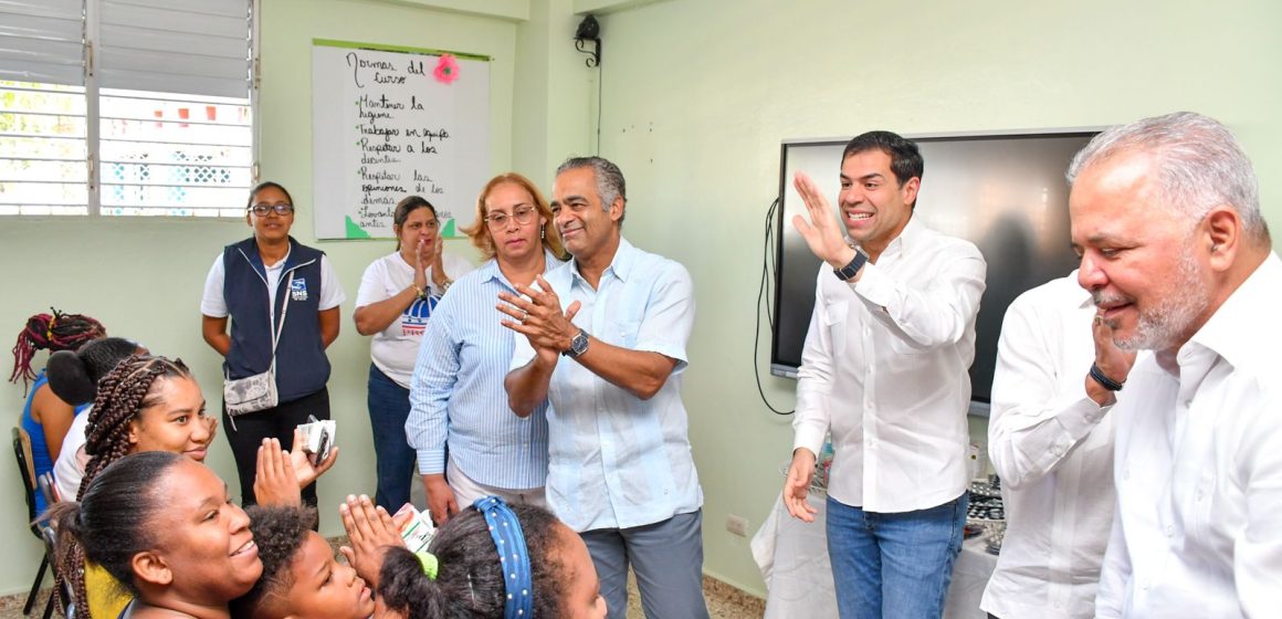 Ministro Joel Santos afirma con jornadas “Primero Tú “ Gobierno llega a la gente en sus propias comunidades