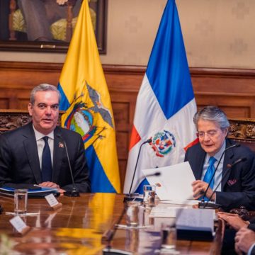 Presidente Abinader se reúne con su homólogo Guillermo Lasso en el Palacio Presidencial