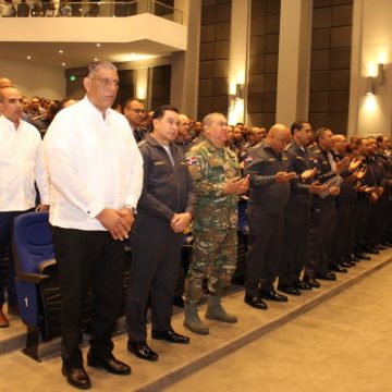 MIP rinde homenaje a 80 policías caídos en el cumplimiento del deber en los últimos diez años