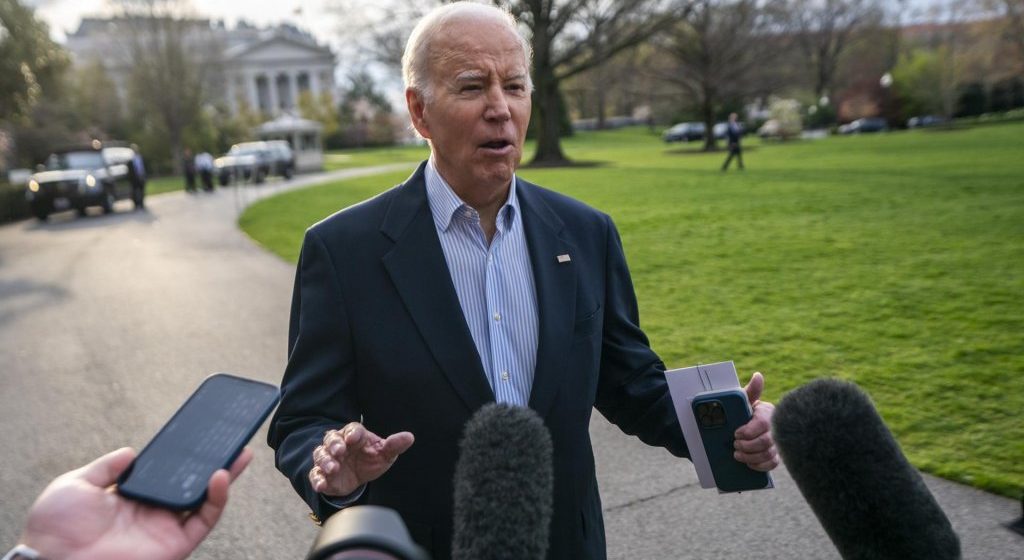 Biden sobre la reelección: “Planeo presentarme, pero aún no estamos preparados para anunciarlo”