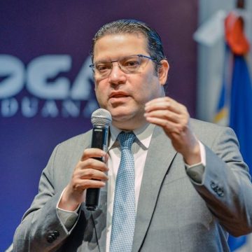 Sanz Lovatón dice Programa Despacho en 24 Horas de la DGA ha ahorrado más de RD$500 millones a contribuyentes