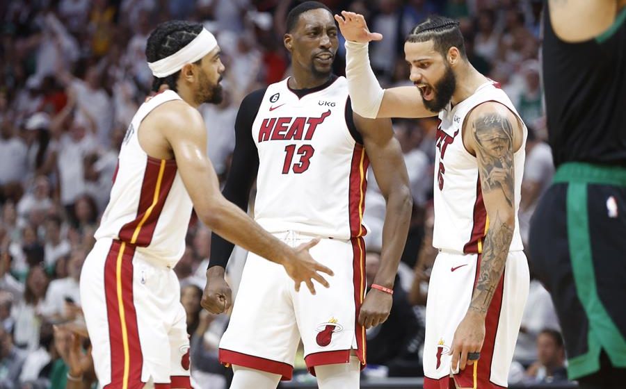 Miami aplasta a Boston y acaricia un pase histórico a las Finales de la NBA