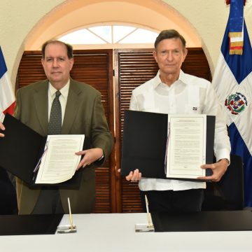 MIREX y la firma INICIA acuerdan promover el patrimonio cultural dominicano en el exterior
