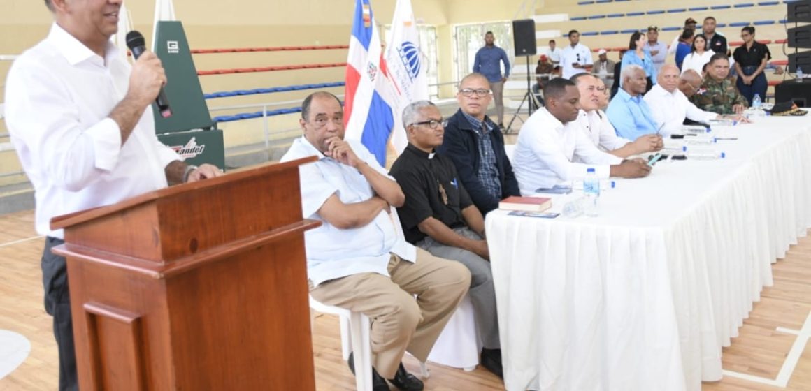 Ministro Deligne Ascención inicia programa» Obras Públicas con la Gente» en San Juan de la Maguana