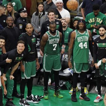 Los Celtics aplastan a los Heat