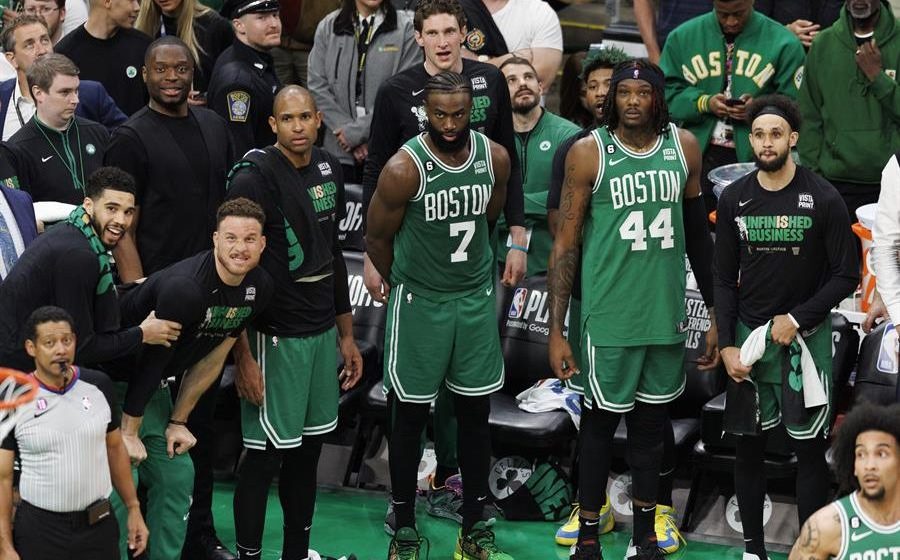 Los Celtics aplastan a los Heat
