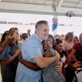 Neney Cabrera sorprende a miles de mujeres del Distrito Nacional por Día de las Madres