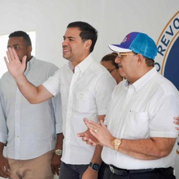 Roberto Ángel afirma cada día más sectores abrazan la idea de reelección del presidente Abinader