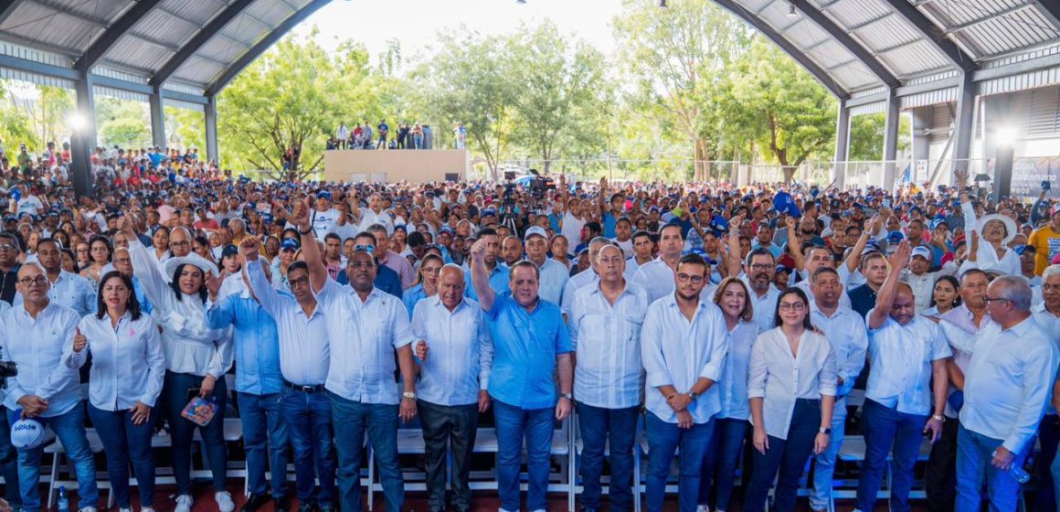 PRM realiza larga jornada de juramentaciones en Santiago, Salcedo, Barahona y Pedernales