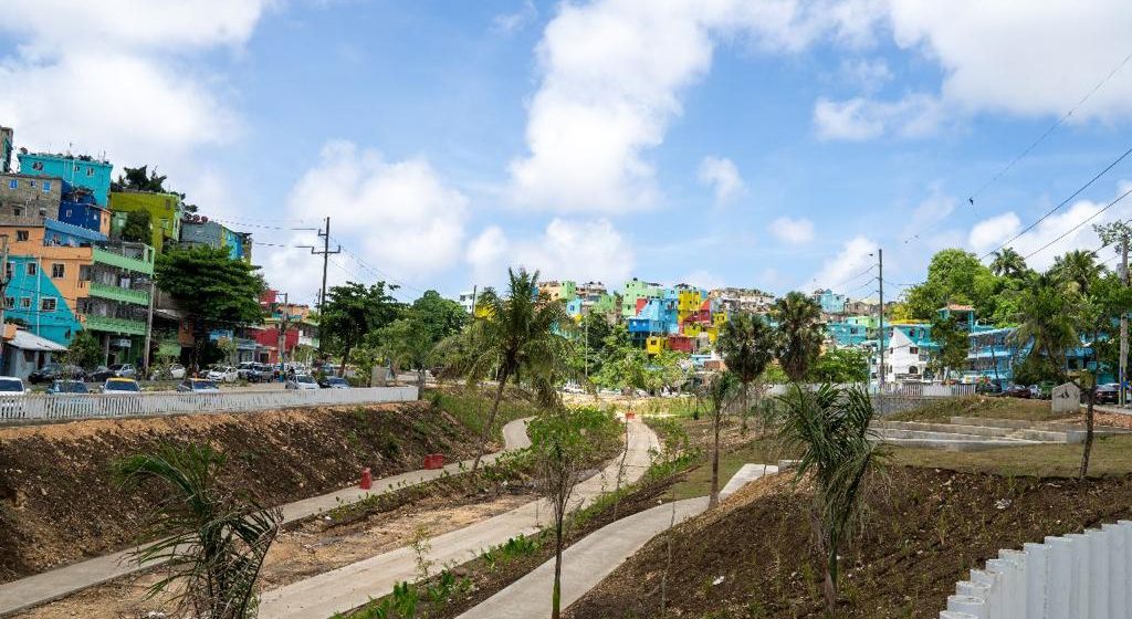 Con intervención de más de 42 kilómetros de cañadas en el Gran Santo Domingo CAASD impacta positivamente el medioambiente