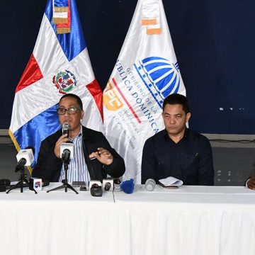 MOPC documenta trabajos a vía San Isidro están amparados en contrato y adenda legales