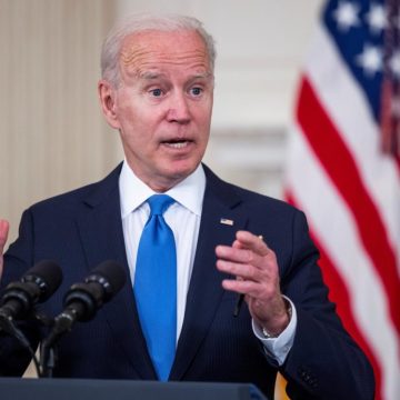 Biden promulgó la ley que evita el default de EEUU