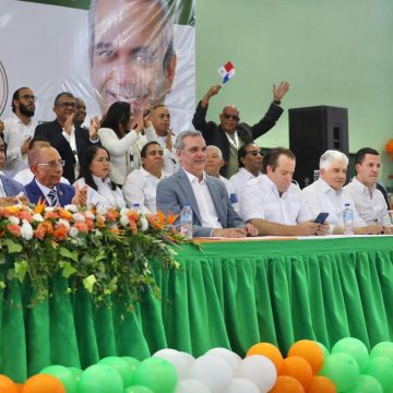 En actos separados, partidos MODA y PASOVE proclaman a Luis Abinader como candidato presidencial
