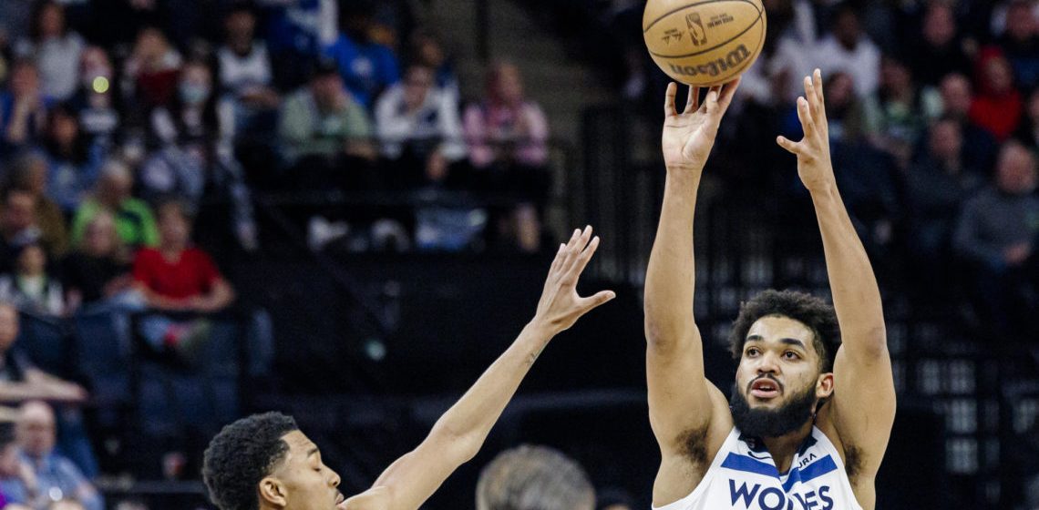 Karl Anthony Towns brilla y los Wolves asaltan el liderato del Oeste de la NBA