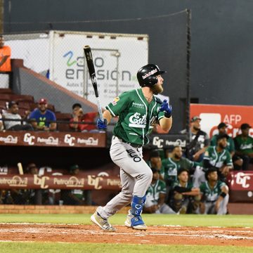 Las Águilas vuelven a sonreír ante el Licey