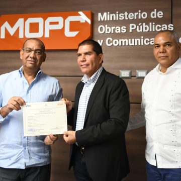 MOPC adjudica rehabilitación carreteras Bayaguana-Monte Plata-Cevicos y Enriquillo-Cabral, en Barahona