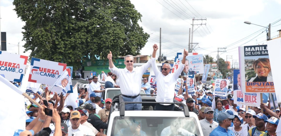 Abinader continúa apoyo a candidatos municipales del PRM