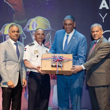 MIP afianza dignificación de bomberos; incrementa a 15 mil pesos mensuales su compensación económica