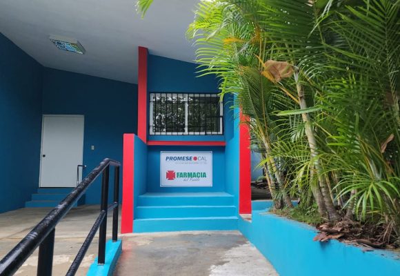 PROMESE/CAL pone en funcionamiento dos nuevas Farmacias del Pueblo en Villa Gautier y Caimito