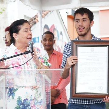 Reconocen gestión de don Fello Suberví Bonilla como alcalde histórico del Gran Santo Domingo