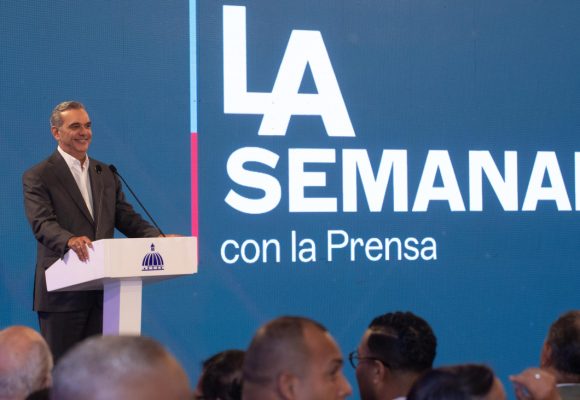 Abinader dice es difícil para la oposición entender que reforma constitucional reforzará institucionalidad de RD