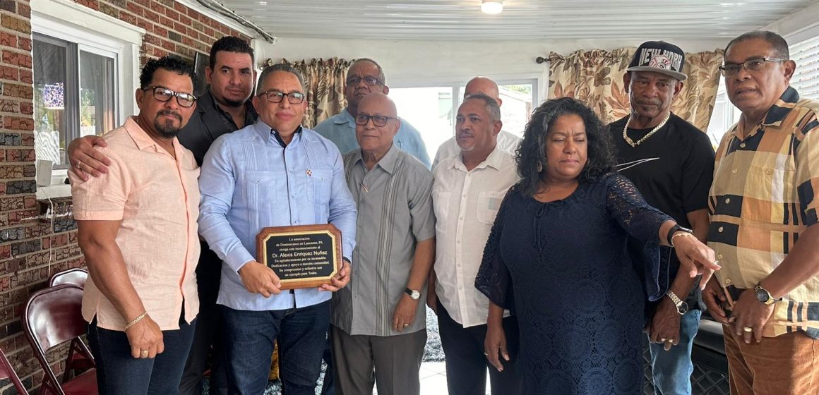 Comunidad dominicana en Pennsylvania reconocen labor del cónsul Alexis Henríquez Núñez en favor de la diáspora