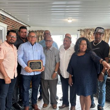 Comunidad dominicana en Pennsylvania reconocen labor del cónsul Alexis Henríquez Núñez en favor de la diáspora