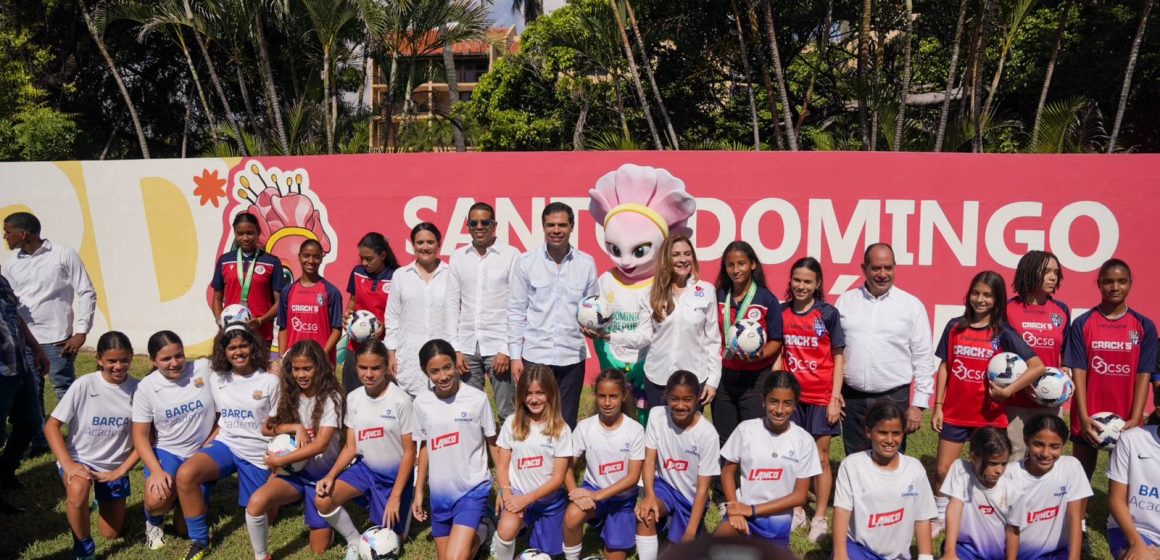 Emblemático mural en Santo Domingo recibe al Mundial Femenino Sub-17 de FIFA